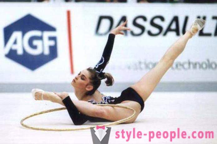 Julia Barsukov: Bewertungen School of rhythmischen Gymnastik-Olympiasieger