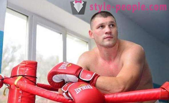 Evgeny Romanov: unterschätz russischen Schwergewichts-Boxer