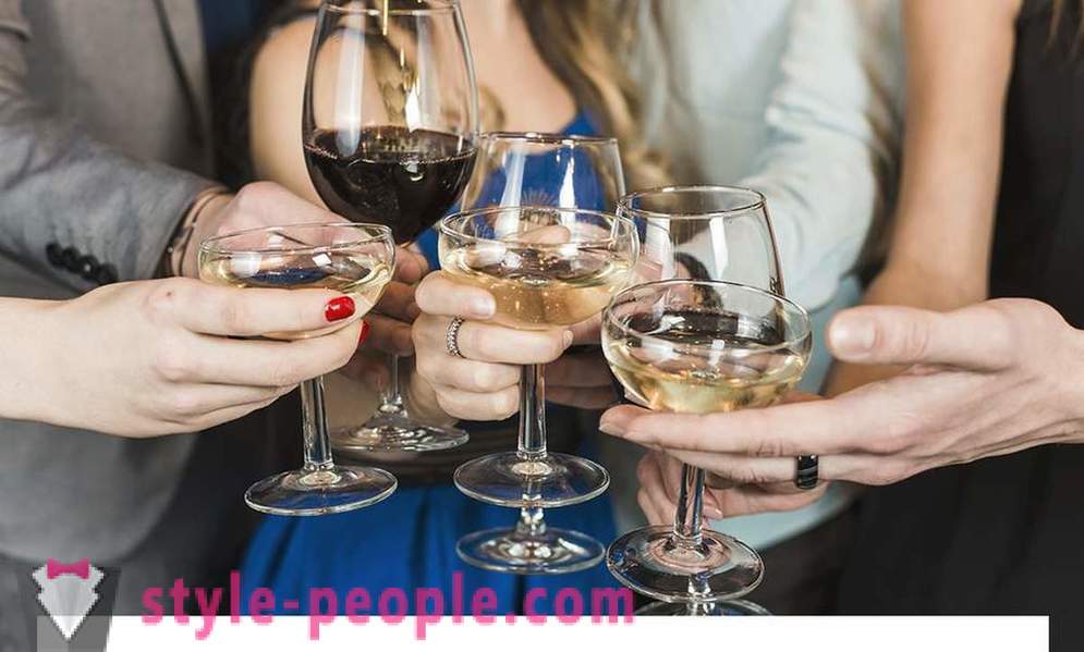6 Fakten über die Unterschiede zwischen dunklen und reinen Alkohol