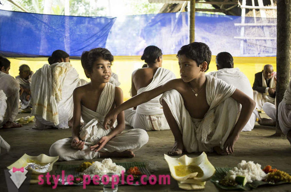 Das Leben Kleiner Mönch Bhakti
