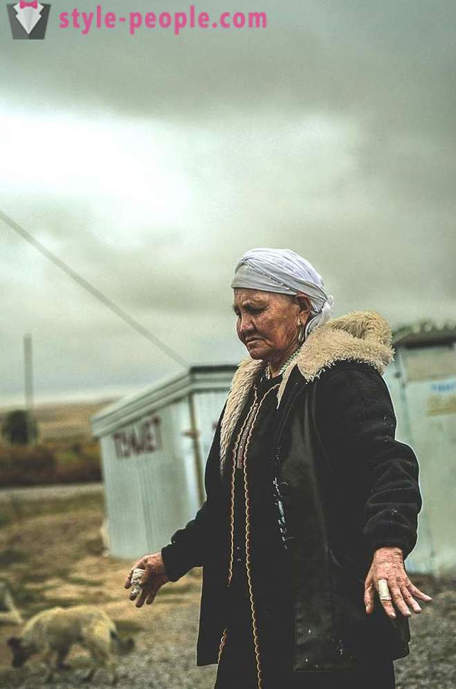 West-Fotograf verbrachte zwei Monate kasachische Schamanen besucht
