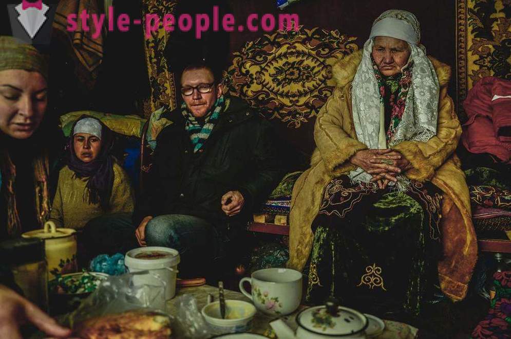 West-Fotograf verbrachte zwei Monate kasachische Schamanen besucht