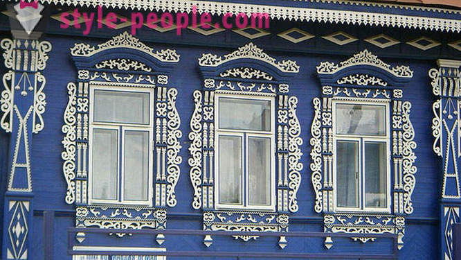 Was reden Fensterrahmen russische Häuser