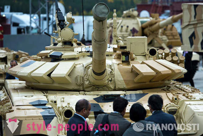 Russische militärische Ausrüstung Ausstellung in Nischni Tagil