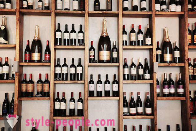 10 Fakten über Beaujolais, dass Sie einen Weinkenner mit grossartigem Geschmack machen