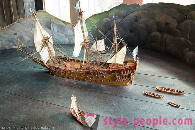Rundgang durch das Museum das einzige Schiff aus dem XVII Jahrhundert