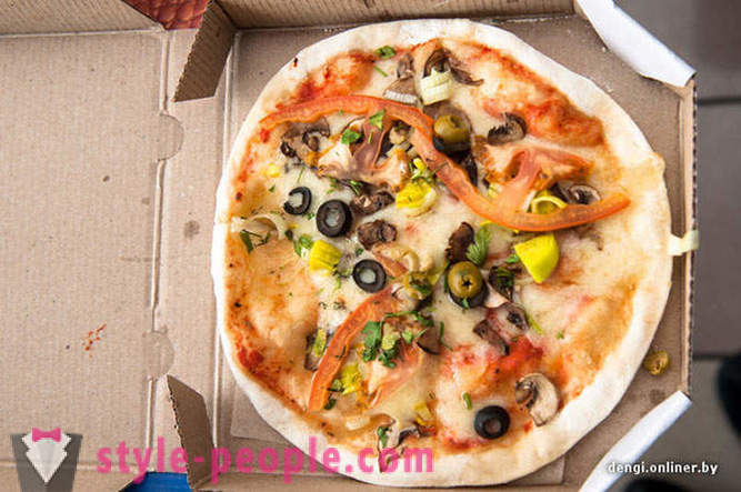 Italienischer Chef versucht Belarusian Pizza