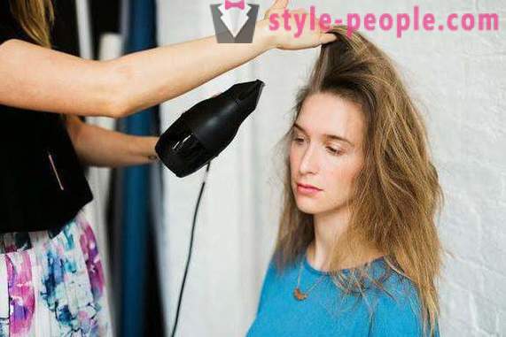 Die richtige Haarpflege: Tipps Profis, wirksame Methoden und Funktionen