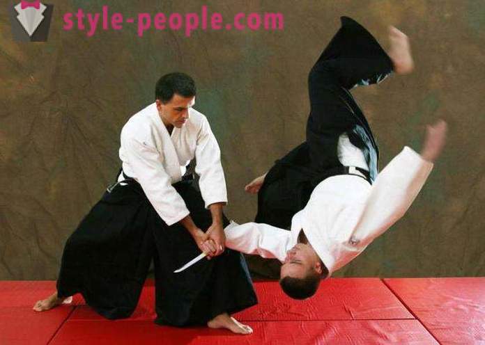 Aikido - eine japanische Kampfkunst. Aikido: Beschreibung, Ausrüstung und Bewertungen