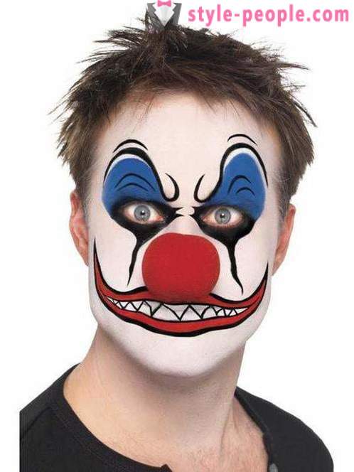 Ferienhaus: Clown Make-up mit den Händen