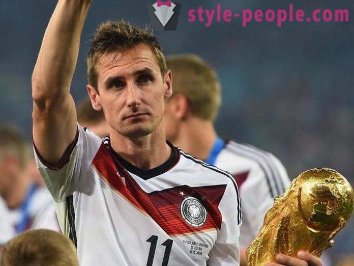 Miroslav Klose: Biografie und Karriere eines Fußballspielers