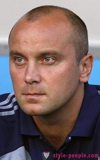 Dmitry Khokhlov - Fußball-Spieler mit einem Großbuchstaben
