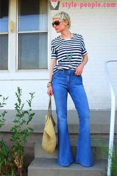 Ausgestellte Jeans - der Trend ist zeitlos. Von dem, was zu tragen: 5 Modebilder
