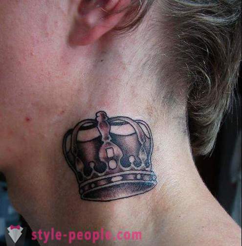 Tattoo „Krone“: die Bedeutung von Tattoos und Fotos