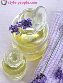 Lavendelöl: Eigenschaften, Anwendungen, Bewertungen. Lavendelöl für die Haare