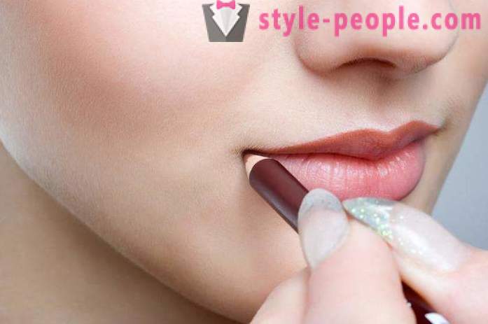 Wie machen Lippenvergrößerer zu Hause: Tipps und Tricks