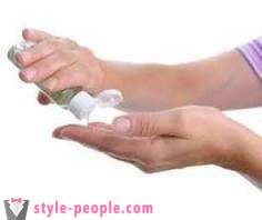 Händedesinfektionsmittel - einen wirksamen Schutz gegen Mikroben und sanfte Hautpflege